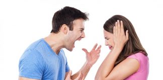 Xúc phạm vợ là hành vi bạo lực tinh thần ?