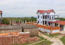 Bỏ tiền xây nhà nhưng bị mẹ chồng dọa đuổi sau khi chồng chết Bỏ tiền xây nhà nhưng bị mẹ chồng đuổi sau khi chồng chết